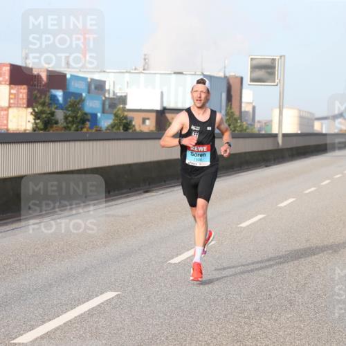 03.10.2026 - Köhlbrandbrückenlauf Jannik Wohlers http://msf.ph/oto/10708938 03.10.2026 09:34:03 Position 3 1508 meine-sportfotos.de