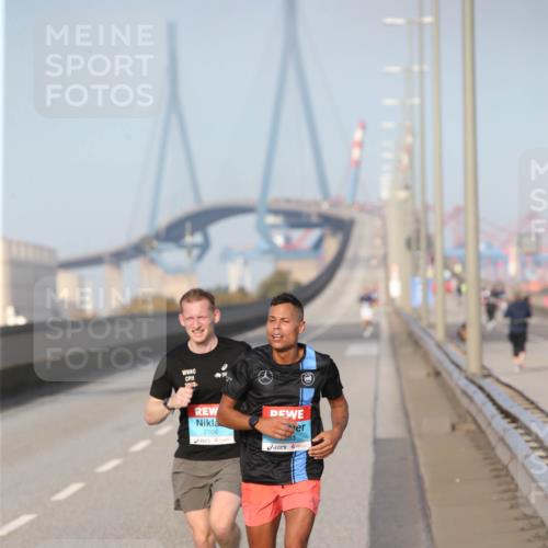 03.10.2026 - Köhlbrandbrückenlauf Jannik Wohlers http://msf.ph/oto/10708955 03.10.2026 09:34:11 Position 3 2008, 2106 meine-sportfotos.de