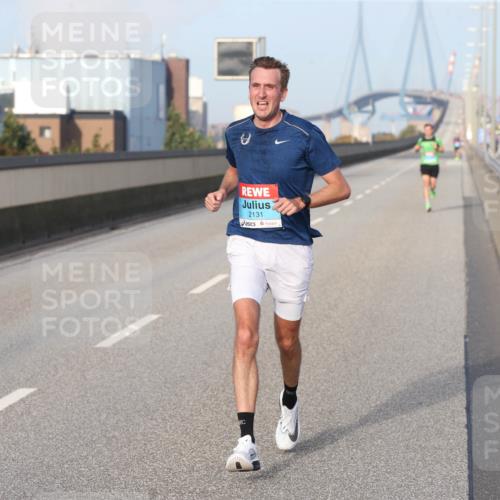 03.10.2026 - Köhlbrandbrückenlauf Jannik Wohlers http://msf.ph/oto/10708984 03.10.2026 09:34:47 Position 3 2131 meine-sportfotos.de