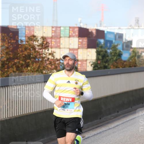 03.10.2026 - Köhlbrandbrückenlauf Jannik Wohlers http://msf.ph/oto/10709062 03.10.2026 09:37:13 Position 3 2120 meine-sportfotos.de