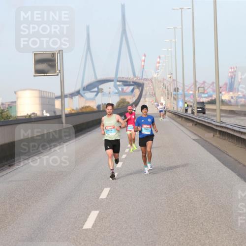 03.10.2026 - Köhlbrandbrückenlauf Jannik Wohlers http://msf.ph/oto/10709072 03.10.2026 09:37:30 Position 3  meine-sportfotos.de