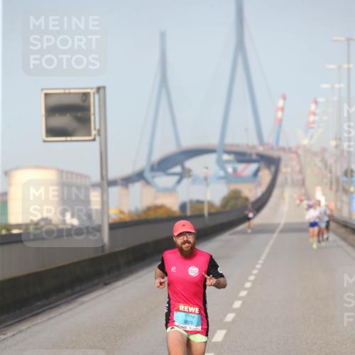 03.10.2026 - Köhlbrandbrückenlauf Jannik Wohlers http://msf.ph/oto/10709102 03.10.2026 09:37:36 Position 3 3823 meine-sportfotos.de