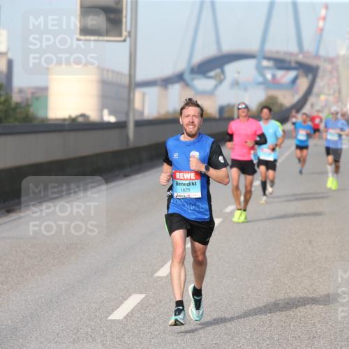 03.10.2026 - Köhlbrandbrückenlauf Jannik Wohlers http://msf.ph/oto/10709161 03.10.2026 09:38:44 Position 3 1825 meine-sportfotos.de