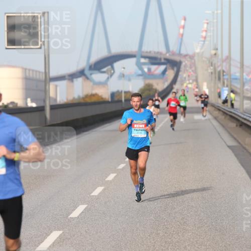 03.10.2026 - Köhlbrandbrückenlauf Jannik Wohlers http://msf.ph/oto/10709180 03.10.2026 09:38:55 Position 3 4, 2116 meine-sportfotos.de