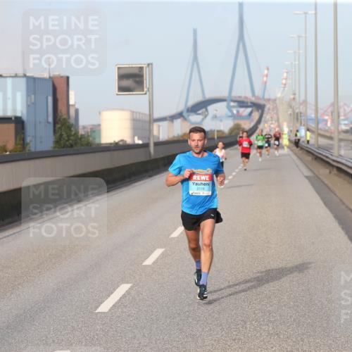 03.10.2026 - Köhlbrandbrückenlauf Jannik Wohlers http://msf.ph/oto/10709185 03.10.2026 09:38:58 Position 3 4, 2116 meine-sportfotos.de