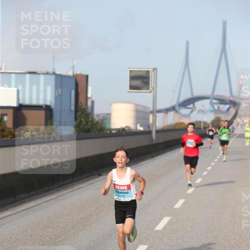 03.10.2026 - Köhlbrandbrückenlauf Jannik Wohlers http://msf.ph/oto/10709192 03.10.2026 09:39:07 Position 3 2170 meine-sportfotos.de
