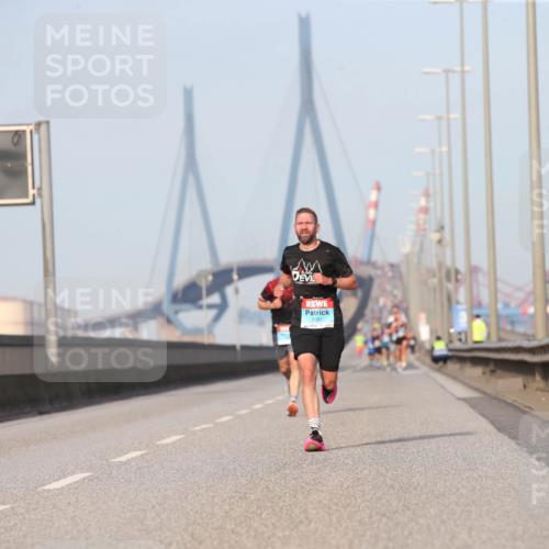 03.10.2026 - Köhlbrandbrückenlauf Jannik Wohlers http://msf.ph/oto/10709232 03.10.2026 09:39:55 Position 3 1091 meine-sportfotos.de