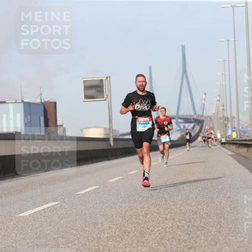 03.10.2026 - Köhlbrandbrückenlauf Jannik Wohlers http://msf.ph/oto/10709237 03.10.2026 09:39:58 Position 3 1091 meine-sportfotos.de