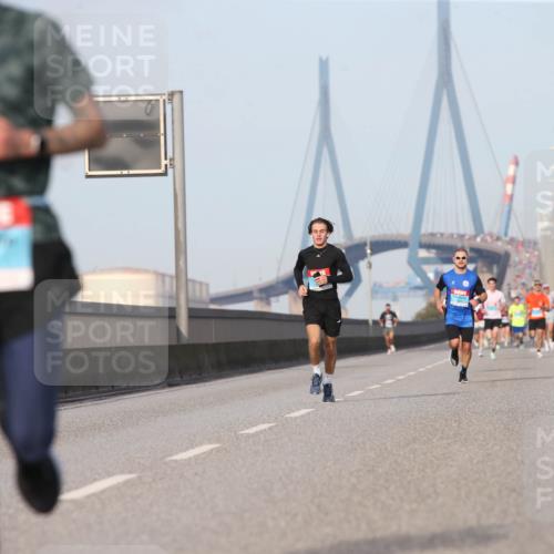 03.10.2026 - Köhlbrandbrückenlauf Jannik Wohlers http://msf.ph/oto/10709328 03.10.2026 09:40:33 Position 3  meine-sportfotos.de