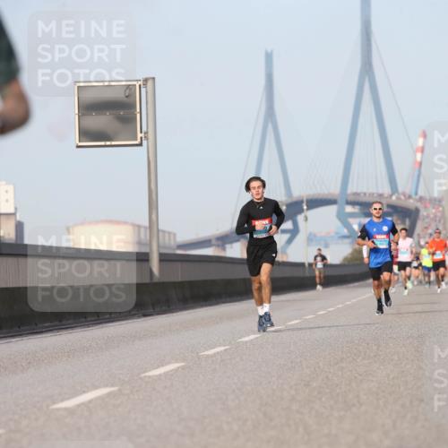 03.10.2026 - Köhlbrandbrückenlauf Jannik Wohlers http://msf.ph/oto/10709335 03.10.2026 09:40:34 Position 3  meine-sportfotos.de