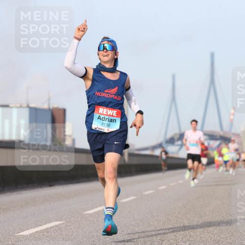 03.10.2026 - Köhlbrandbrückenlauf Jannik Wohlers http://msf.ph/oto/10709368 03.10.2026 09:40:47 Position 3 2130 meine-sportfotos.de