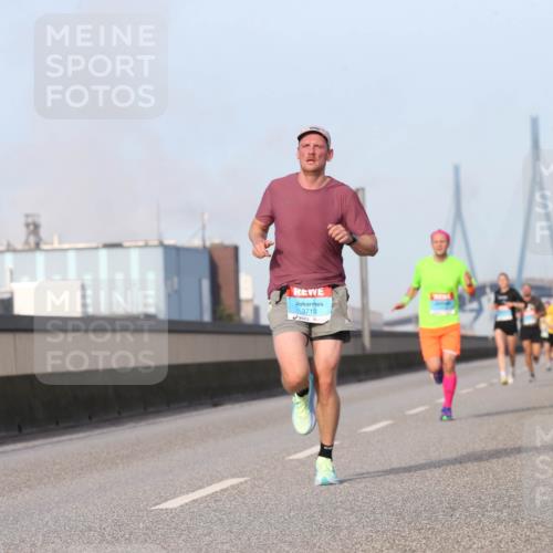 03.10.2026 - Köhlbrandbrückenlauf Jannik Wohlers http://msf.ph/oto/10709414 03.10.2026 09:41:09 Position 3 3710 meine-sportfotos.de