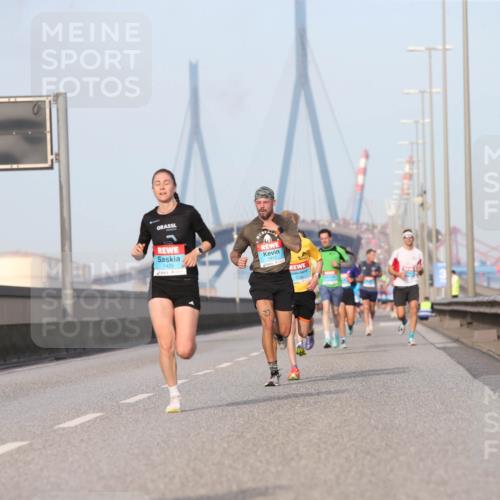 03.10.2026 - Köhlbrandbrückenlauf Jannik Wohlers http://msf.ph/oto/10709426 03.10.2026 09:41:13 Position 3 1425, 1296 meine-sportfotos.de