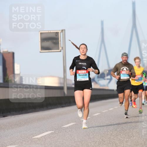 03.10.2026 - Köhlbrandbrückenlauf Jannik Wohlers http://msf.ph/oto/10709430 03.10.2026 09:41:14 Position 3 1425, 1413 meine-sportfotos.de