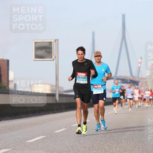 03.10.2026 - Köhlbrandbrückenlauf Jannik Wohlers http://msf.ph/oto/10709515 03.10.2026 09:41:44 Position 3 2194, 1261 meine-sportfotos.de
