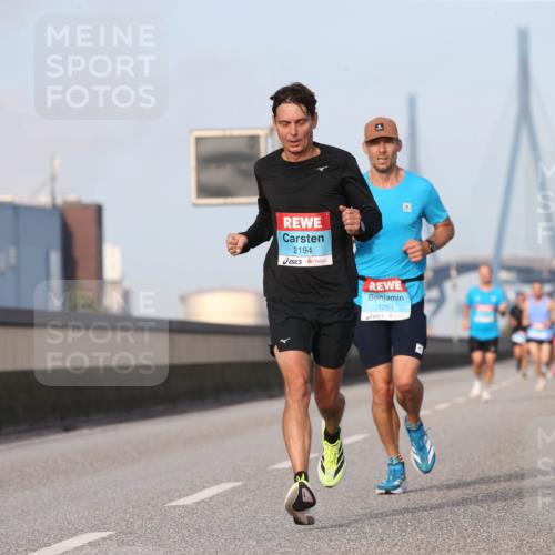 03.10.2026 - Köhlbrandbrückenlauf Jannik Wohlers http://msf.ph/oto/10709521 03.10.2026 09:41:45 Position 3 2194, 1261 meine-sportfotos.de
