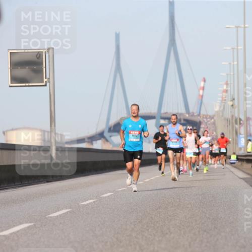 03.10.2026 - Köhlbrandbrückenlauf Jannik Wohlers http://msf.ph/oto/10709528 03.10.2026 09:41:49 Position 3  meine-sportfotos.de