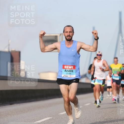 03.10.2026 - Köhlbrandbrückenlauf Jannik Wohlers http://msf.ph/oto/10709556 03.10.2026 09:41:58 Position 3 2149 meine-sportfotos.de
