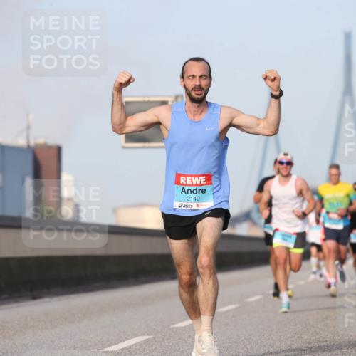 03.10.2026 - Köhlbrandbrückenlauf Jannik Wohlers http://msf.ph/oto/10709558 03.10.2026 09:41:58 Position 3 2149 meine-sportfotos.de