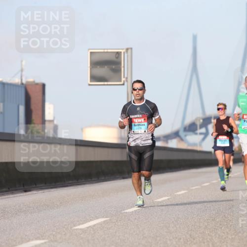 03.10.2026 - Köhlbrandbrückenlauf Jannik Wohlers http://msf.ph/oto/10709725 03.10.2026 09:42:35 Position 3 2178, 1760 meine-sportfotos.de