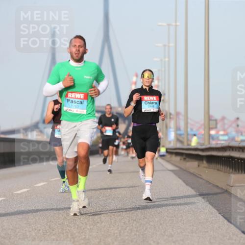 03.10.2026 - Köhlbrandbrückenlauf Jannik Wohlers http://msf.ph/oto/10709733 03.10.2026 09:42:38 Position 3 1760, 2148 meine-sportfotos.de