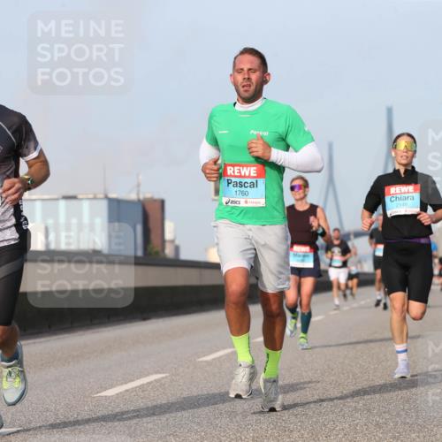 03.10.2026 - Köhlbrandbrückenlauf Jannik Wohlers http://msf.ph/oto/10709739 03.10.2026 09:42:40 Position 3 2178, 1760, 2148 meine-sportfotos.de
