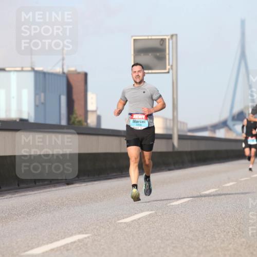 03.10.2026 - Köhlbrandbrückenlauf Jannik Wohlers http://msf.ph/oto/10709780 03.10.2026 09:42:53 Position 3 2206 meine-sportfotos.de