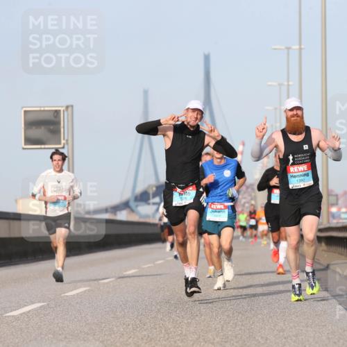 03.10.2026 - Köhlbrandbrückenlauf Jannik Wohlers http://msf.ph/oto/10709823 03.10.2026 09:43:03 Position 3 126, 1392 meine-sportfotos.de