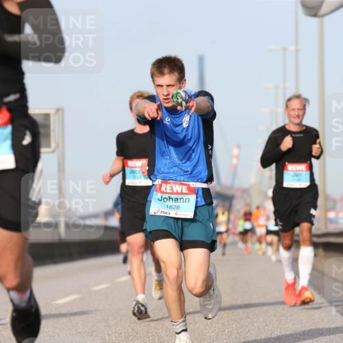 03.10.2026 - Köhlbrandbrückenlauf Jannik Wohlers http://msf.ph/oto/10709844 03.10.2026 09:43:07 Position 3 1828 meine-sportfotos.de