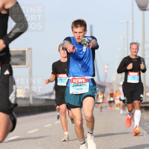 03.10.2026 - Köhlbrandbrückenlauf Jannik Wohlers http://msf.ph/oto/10709847 03.10.2026 09:43:07 Position 3 1828 meine-sportfotos.de