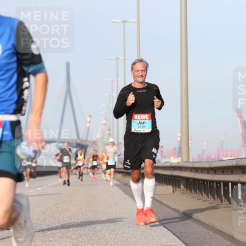 03.10.2026 - Köhlbrandbrückenlauf Jannik Wohlers http://msf.ph/oto/10709859 03.10.2026 09:43:08 Position 3 2188 meine-sportfotos.de