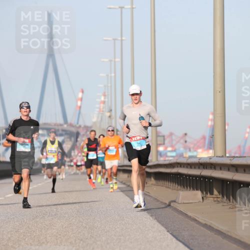 03.10.2026 - Köhlbrandbrückenlauf Jannik Wohlers http://msf.ph/oto/10709875 03.10.2026 09:43:14 Position 3 3771 meine-sportfotos.de