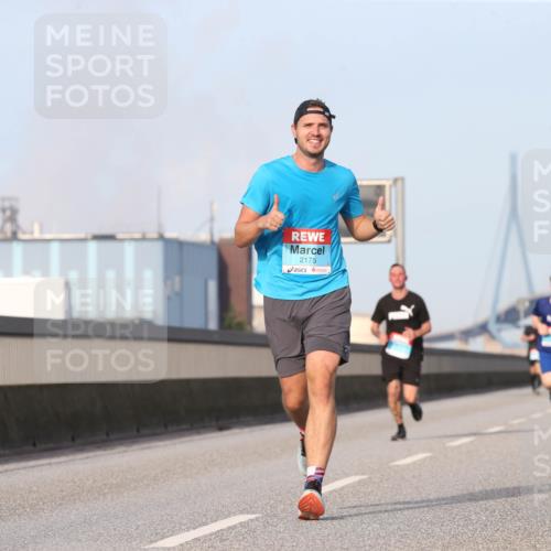 03.10.2026 - Köhlbrandbrückenlauf Jannik Wohlers http://msf.ph/oto/10710057 03.10.2026 09:43:45 Position 3 2175 meine-sportfotos.de