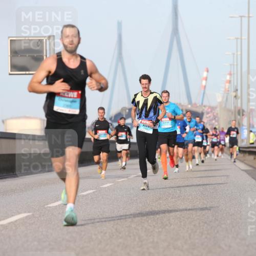 03.10.2026 - Köhlbrandbrückenlauf Jannik Wohlers http://msf.ph/oto/10710174 03.10.2026 09:44:09 Position 3  meine-sportfotos.de