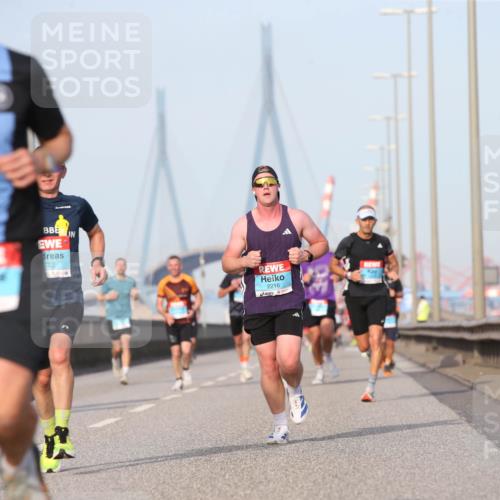 03.10.2026 - Köhlbrandbrückenlauf Jannik Wohlers http://msf.ph/oto/10710377 03.10.2026 09:44:30 Position 3 672, 2216 meine-sportfotos.de