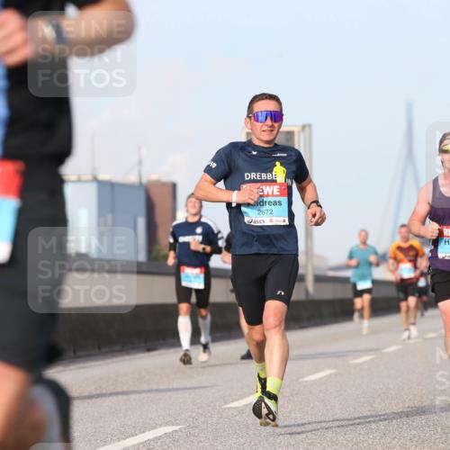 03.10.2026 - Köhlbrandbrückenlauf Jannik Wohlers http://msf.ph/oto/10710388 03.10.2026 09:44:32 Position 3 2672, 2216 meine-sportfotos.de