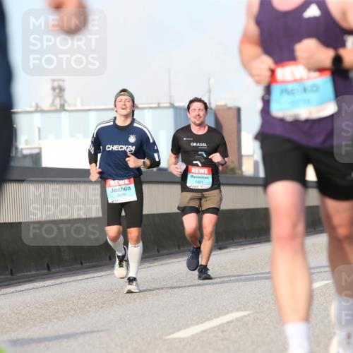 03.10.2026 - Köhlbrandbrückenlauf Jannik Wohlers http://msf.ph/oto/10710407 03.10.2026 09:44:34 Position 3 24, 3699, 1421 meine-sportfotos.de