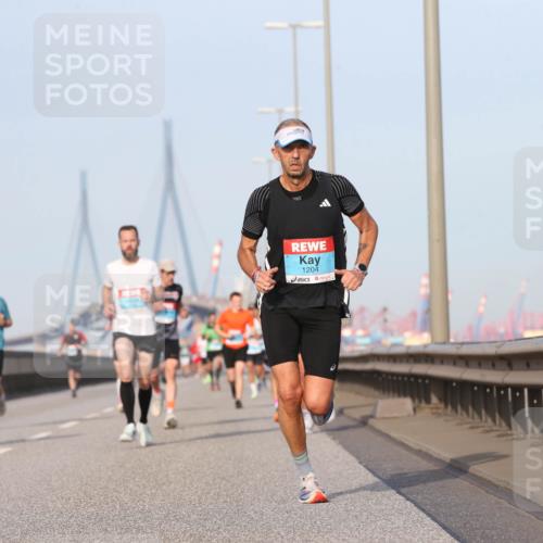 03.10.2026 - Köhlbrandbrückenlauf Jannik Wohlers http://msf.ph/oto/10710427 03.10.2026 09:44:37 Position 3 1204 meine-sportfotos.de