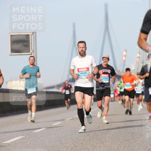 03.10.2026 - Köhlbrandbrückenlauf Jannik Wohlers http://msf.ph/oto/10710434 03.10.2026 09:44:37 Position 3 2140, 2190, 1777, 1204 meine-sportfotos.de
