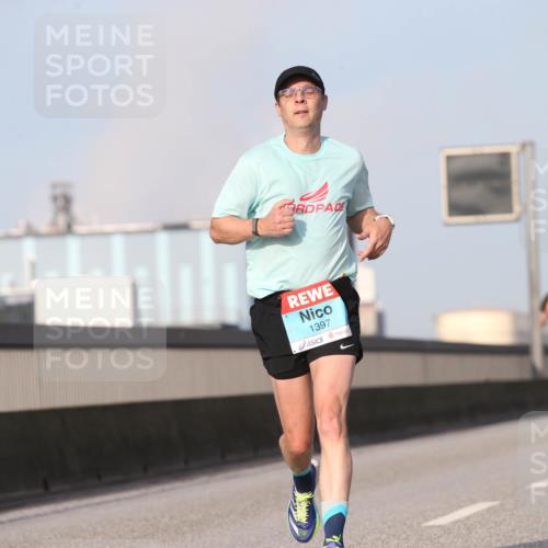 03.10.2026 - Köhlbrandbrückenlauf Jannik Wohlers http://msf.ph/oto/10710621 03.10.2026 09:45:04 Position 3 1397 meine-sportfotos.de