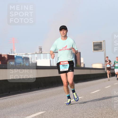 03.10.2026 - Köhlbrandbrückenlauf Jannik Wohlers http://msf.ph/oto/10710629 03.10.2026 09:45:04 Position 3 1397, 1531 meine-sportfotos.de
