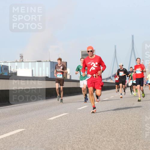 03.10.2026 - Köhlbrandbrückenlauf Jannik Wohlers http://msf.ph/oto/10710659 03.10.2026 09:45:09 Position 3  meine-sportfotos.de