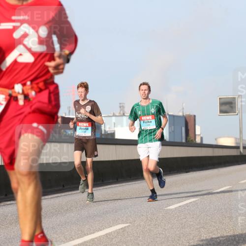 03.10.2026 - Köhlbrandbrückenlauf Jannik Wohlers http://msf.ph/oto/10710692 03.10.2026 09:45:12 Position 3 1936, 1, 1588 meine-sportfotos.de