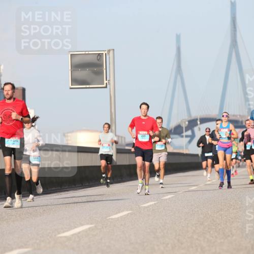 03.10.2026 - Köhlbrandbrückenlauf Jannik Wohlers http://msf.ph/oto/10710913 03.10.2026 09:45:38 Position 3 125 meine-sportfotos.de