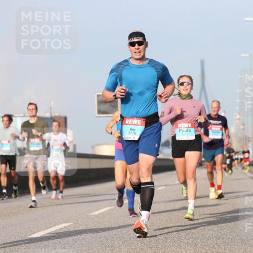 03.10.2026 - Köhlbrandbrückenlauf Jannik Wohlers http://msf.ph/oto/10710946 03.10.2026 09:45:46 Position 3 3770, 2211 meine-sportfotos.de