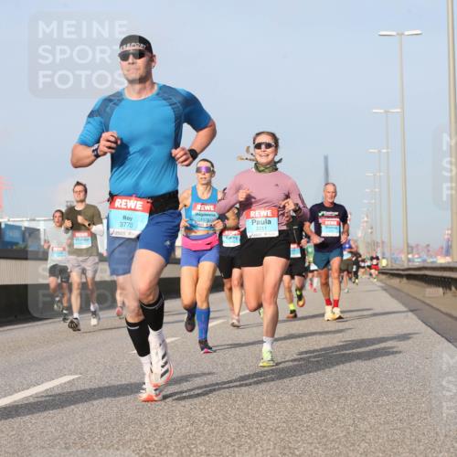03.10.2026 - Köhlbrandbrückenlauf Jannik Wohlers http://msf.ph/oto/10710955 03.10.2026 09:45:47 Position 3 3770, 1575, 2211 meine-sportfotos.de