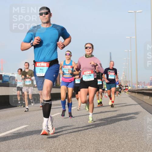 03.10.2026 - Köhlbrandbrückenlauf Jannik Wohlers http://msf.ph/oto/10710958 03.10.2026 09:45:47 Position 3 3770, 157, 2211 meine-sportfotos.de