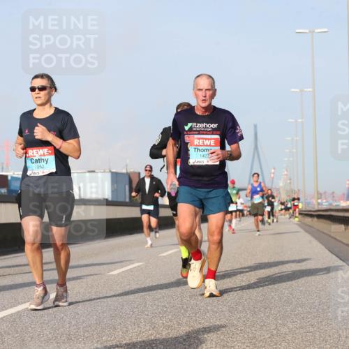 03.10.2026 - Köhlbrandbrückenlauf Jannik Wohlers http://msf.ph/oto/10710981 03.10.2026 09:45:50 Position 3 1475, 1952, 6, 2015, 1427 meine-sportfotos.de