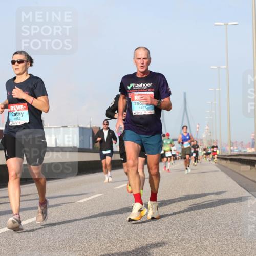 03.10.2026 - Köhlbrandbrückenlauf Jannik Wohlers http://msf.ph/oto/10710985 03.10.2026 09:45:50 Position 3 16, 2015, 1475, 1952, 1427 meine-sportfotos.de