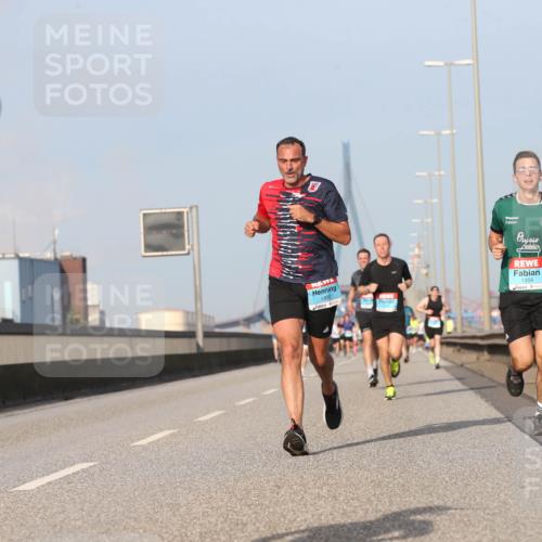 03.10.2026 - Köhlbrandbrückenlauf Jannik Wohlers http://msf.ph/oto/10711173 03.10.2026 09:46:10 Position 3  meine-sportfotos.de